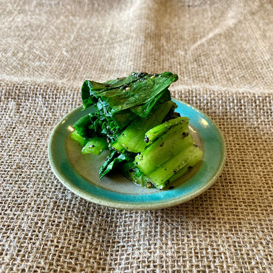 まさに今、畑で獲れてる青菜のごま和え